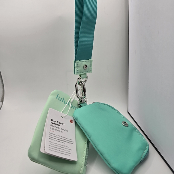 Dual Pouch Wristlet Set - Picture 3 of 5